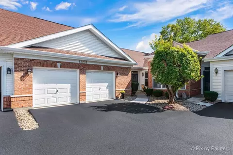 13237 S Bayberry Ln, Plainfield, IL 60544