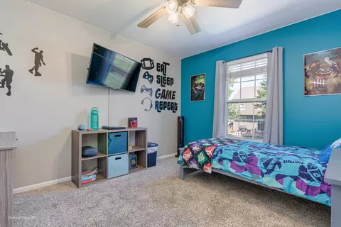 Bedroom - 7657 Pin Oak Ct, Plainfield, IL 60586 photo 4 of 5