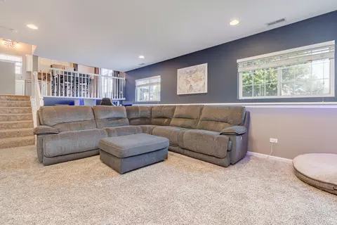 Living - 7657 Pin Oak Ct, Plainfield, IL 60586 photo 1 of 1
