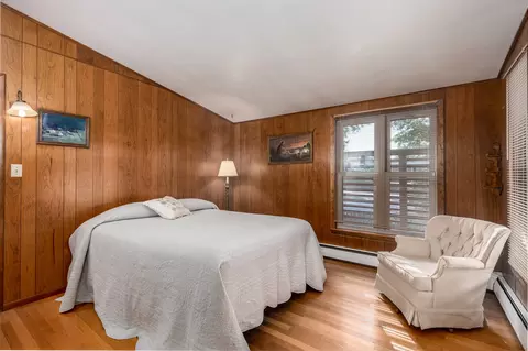 Bedroom - 934 Chambers St, Ottawa, IL 61350 photo 3 of 3