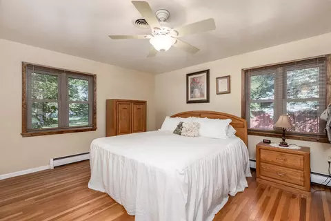 Bedroom - 934 Chambers St, Ottawa, IL 61350 photo 1 of 3