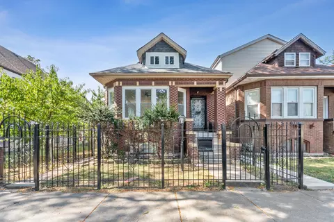7222 S Wood St, Chicago, IL 60636