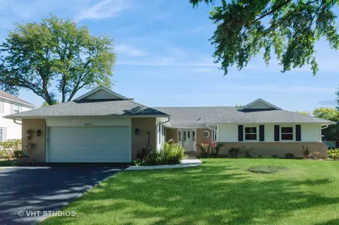 1055 S Nightingale Dr, Palatine, IL 60067