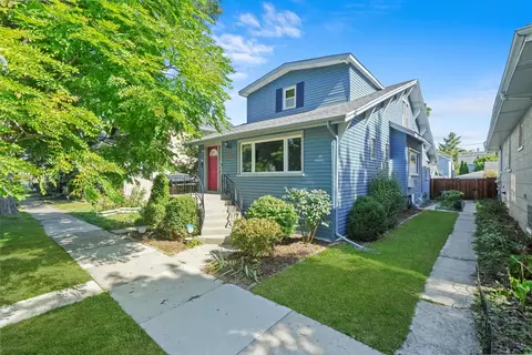 1042 S Elmwood Ave, Oak Park, IL 60304