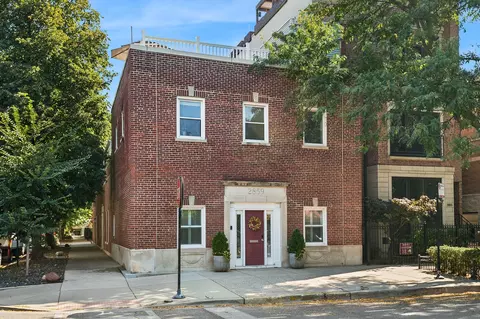 2859 N Southport Ave #A, Chicago, IL 60657