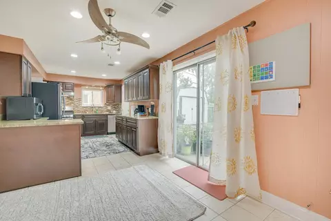 9510 Terrace Pl, Des Plaines, IL 60016 photo 7