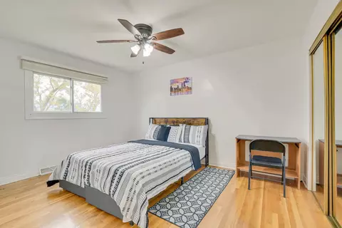 9510 Terrace Pl, Des Plaines, IL 60016 photo 10