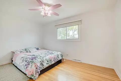 9510 Terrace Pl, Des Plaines, IL 60016 photo 24