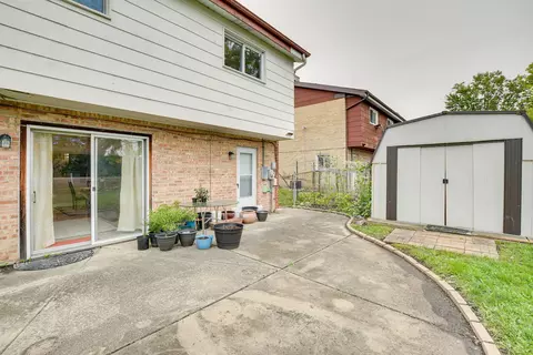 9510 Terrace Pl, Des Plaines, IL 60016 photo 31