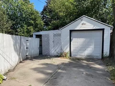 1127 Hill Ave, Elgin, IL 60120 photo 14