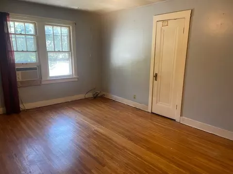 1127 Hill Ave, Elgin, IL 60120 photo 11