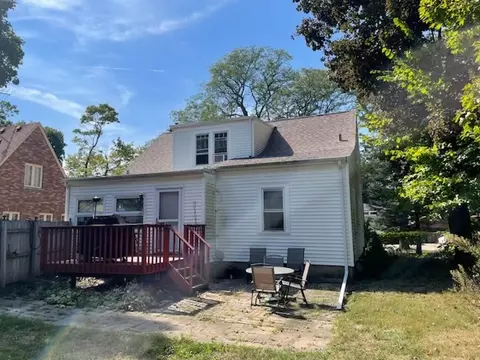 1127 Hill Ave, Elgin, IL 60120 photo 15