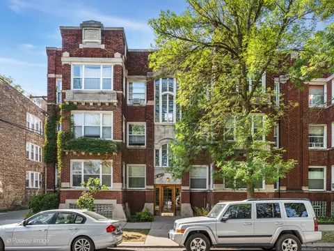4546 N Sacramento Ave #3, Chicago, IL 60625