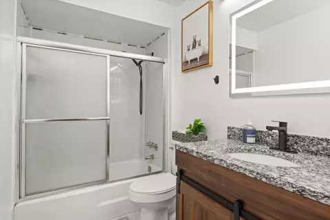 Bath - 5200 Carriageway Dr #202, Rolling Meadows, IL 60008 photo 1 of 1