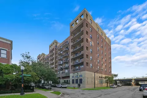 833 W 15th Pl #612, Chicago, IL 60608