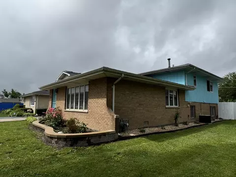 Exterior - 2404 S 9th Ave, Broadview, IL 60155 photo 5 of 5