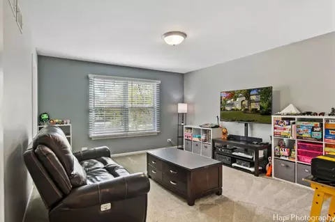 Other - 750 Aster Dr, Gurnee, IL 60031 photo 4 of 9
