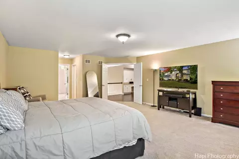 Bedroom - 750 Aster Dr, Gurnee, IL 60031 photo 5 of 5