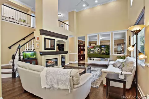 Living - 750 Aster Dr, Gurnee, IL 60031 photo 1 of 4