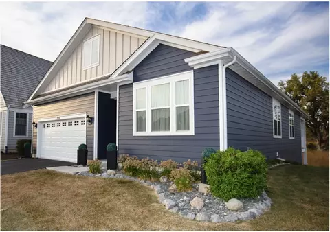 1207 Redtail Cir, Woodstock, IL 60098
