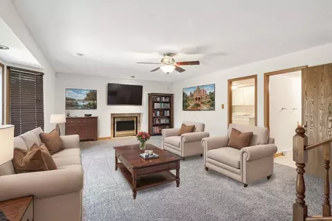 15401 S Sunshine Cir, Plainfield, IL 60544 photo 9