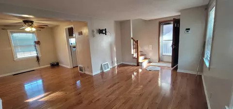 5166 W 63rd Pl, Chicago, IL 60638 photo 5