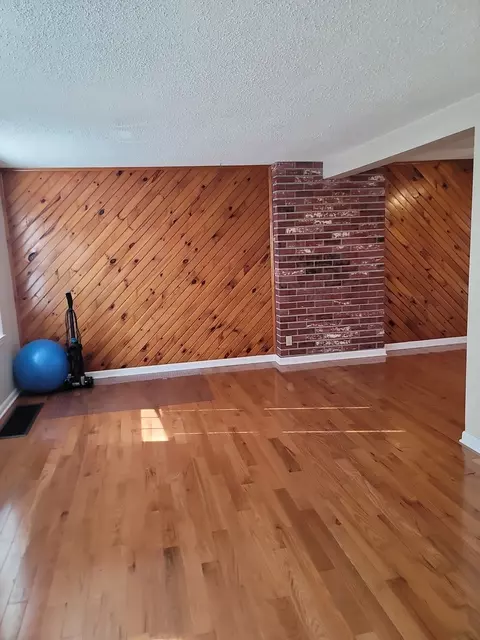 5166 W 63rd Pl, Chicago, IL 60638 photo 4
