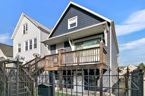 4249 S Mozart St, Chicago, IL 60632