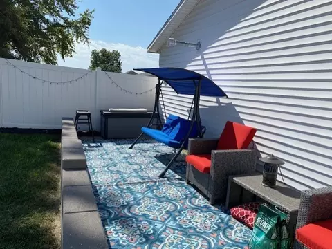 Exterior - 213 4th St, Standard, IL 61363 photo 1 of 3