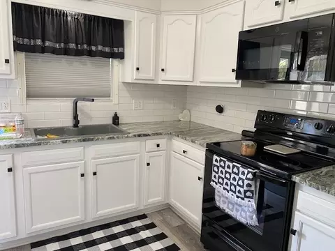 Kitchen - 213 4th St, Standard, IL 61363 photo 1 of 2