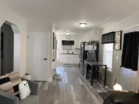 Entry Way - 213 4th St, Standard, IL 61363 photo 1 of 2