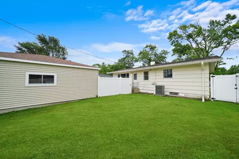 22 Arrowhead Dr, Thornton, IL 60476 photo 18
