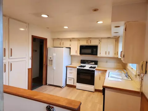 3210 Vista Ter, Mchenry, IL 60050 photo 11