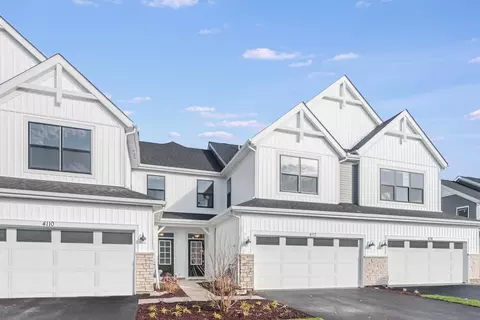 4486 Chelsea Manor Cir, Aurora, IL 60504
