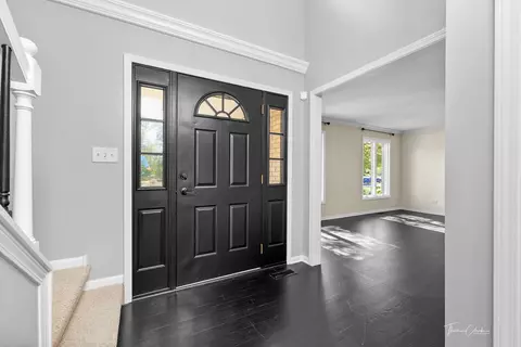 Entry Way - 3831 Celeste Ln, Naperville, IL 60564 photo 1 of 4