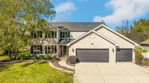 3831 Celeste Ln, Naperville, IL 60564
