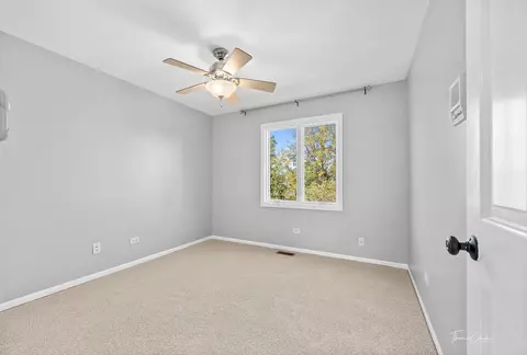 Bedroom - 3831 Celeste Ln, Naperville, IL 60564 photo 6 of 9