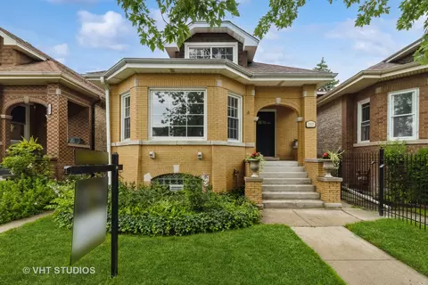 2920 N Long Ave, Chicago, IL 60641
