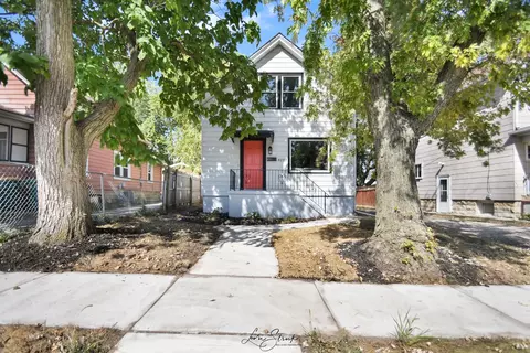 423 Madeline St, Joliet, IL 60436