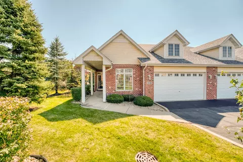 6865 Michaels Cir, Tinley Park, IL 60477