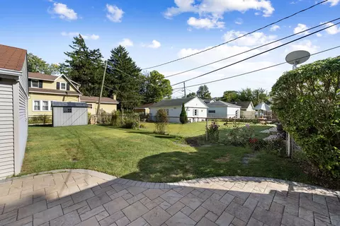 Exterior - 1205 S Cora St, Des Plaines, IL 60018 photo 5 of 6