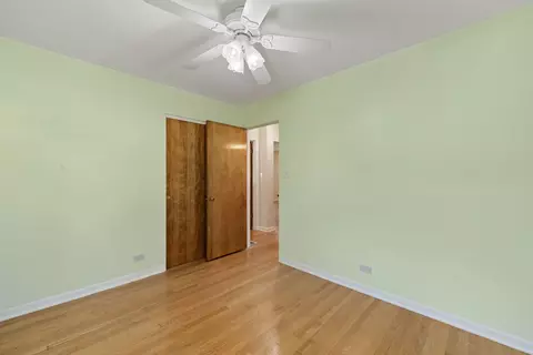 Bedroom - 1205 S Cora St, Des Plaines, IL 60018 photo 5 of 9