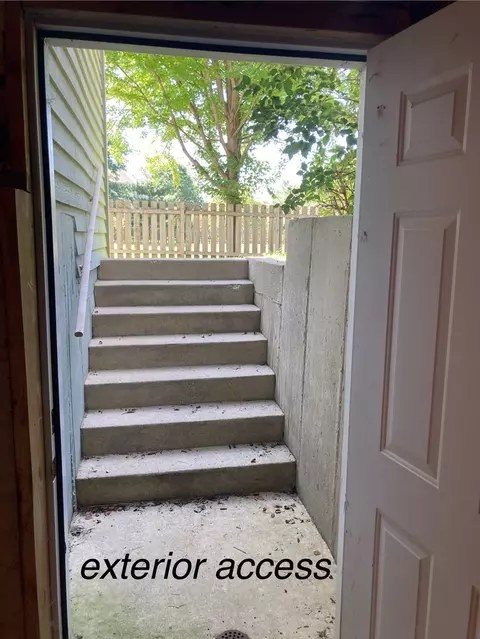 Other - 1816 Anthony Ln, Mchenry, IL 60051 photo 10 of 12