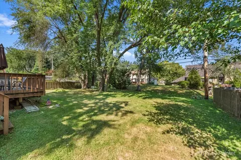 1706 W Oakleaf Dr, Mchenry, IL 60051 photo 17