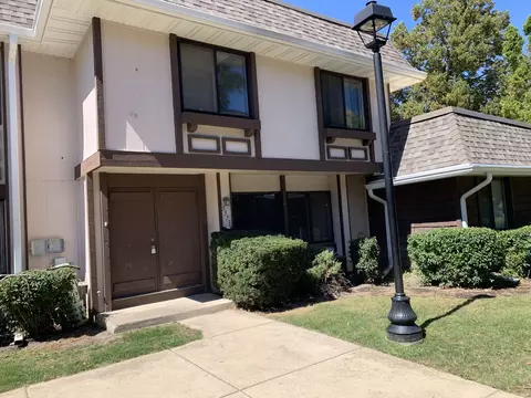 5573 Court F Ct, Hanover Park, IL 60133