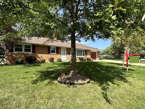471 Ida Ln, Bradley, IL 60915