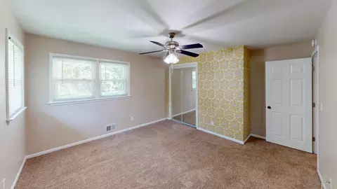 Bedroom - 471 Ida Ln, Bradley, IL 60915 photo 1 of 6
