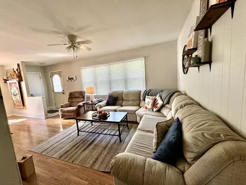 1104 S University St, Normal, IL 61761 photo 6