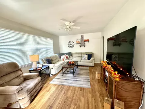 1104 S University St, Normal, IL 61761 photo 5