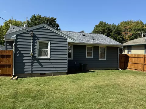 1104 S University St, Normal, IL 61761 photo 19